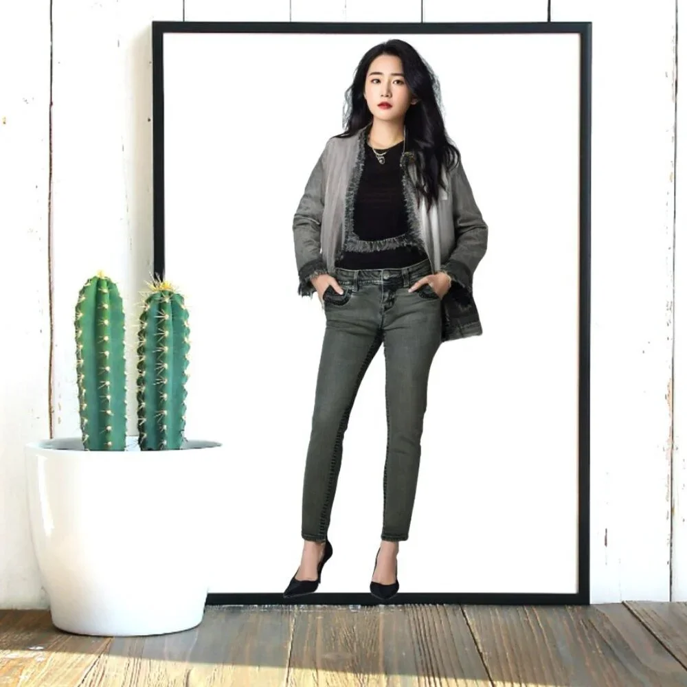 Miss Me Light Black Fade Skinny, Size 26
